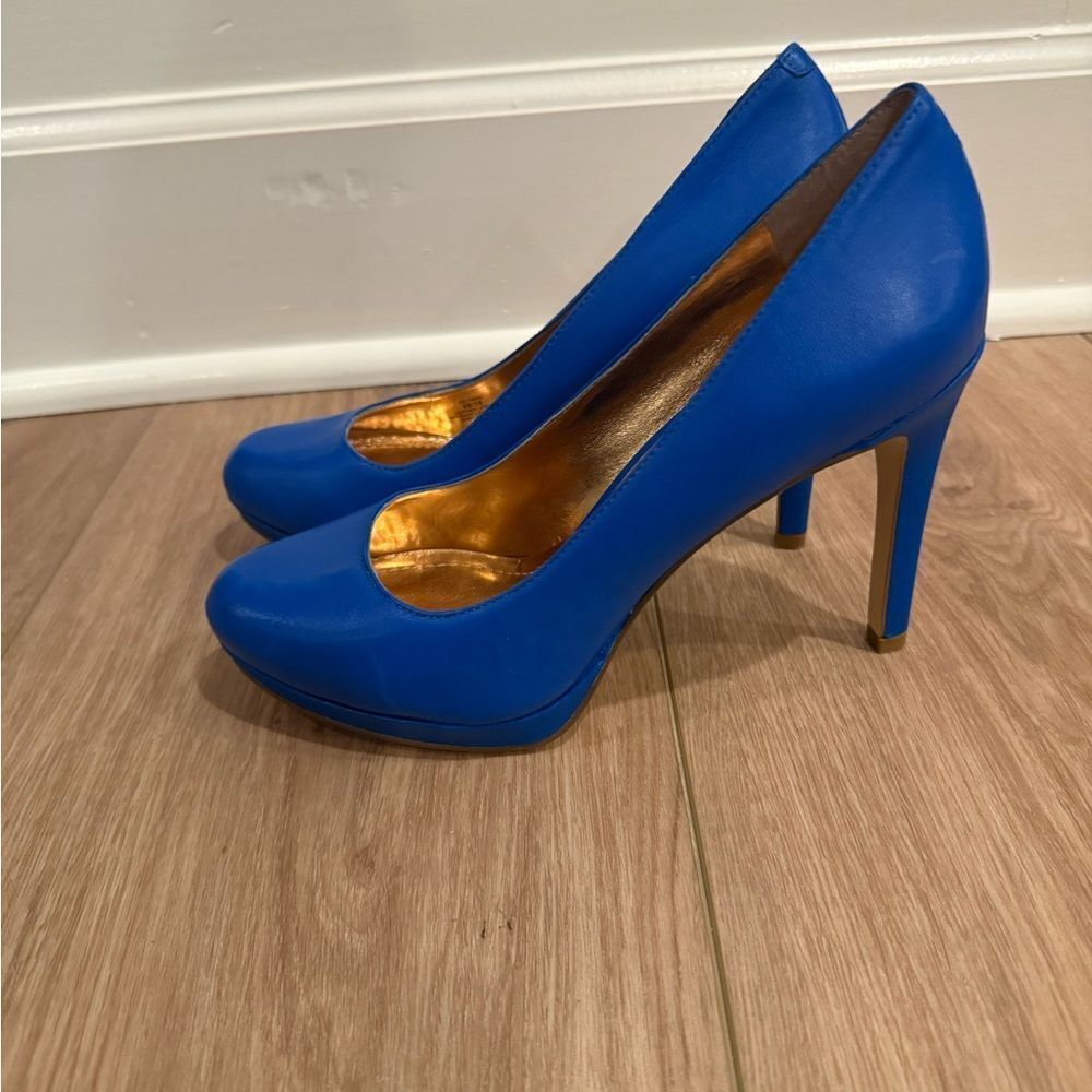 BCBGeneration Electric Blue High Heel Pumps